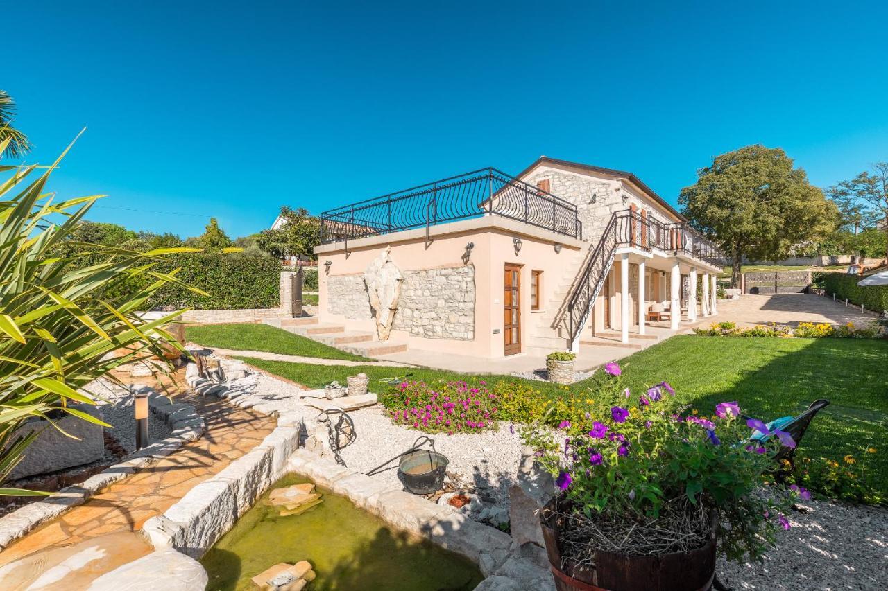 Villa Alma Kaštelir المظهر الخارجي الصورة