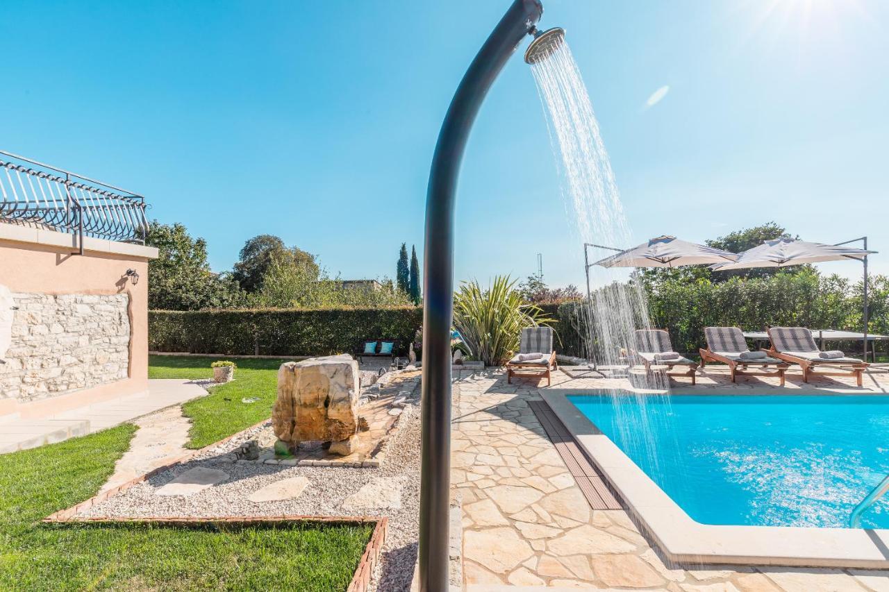 Villa Alma Kaštelir المظهر الخارجي الصورة